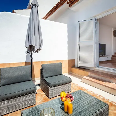 Oasis San Eugenio By Altamar Homes アデヘ